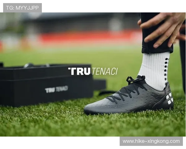 这位球星为何青睐Copa足球鞋揭开背后的选择与秘密